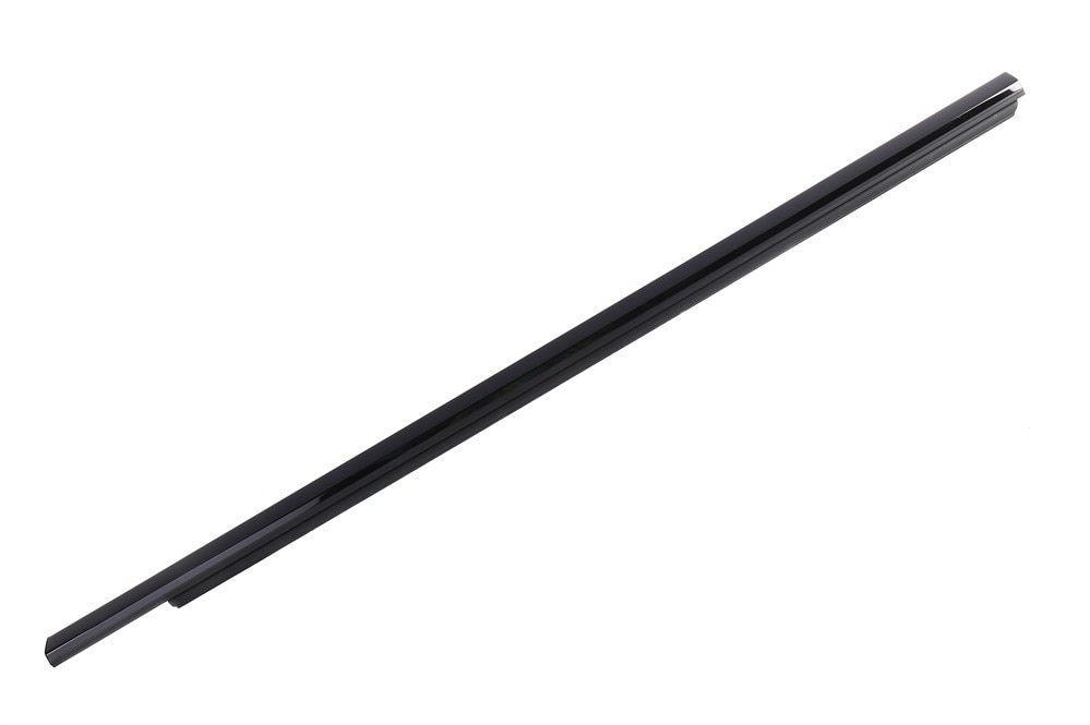 GM Genuine Parts Front Driver Side Door Window Belt Reveal Molding