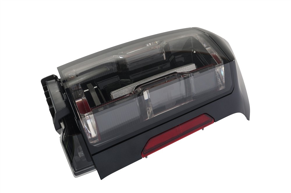GM Genuine Parts LED Cool Anderson Silver Metallic Rear Body Structure Passenger Side Stop Lamp