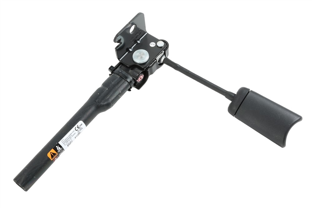 GM Genuine Parts Backen Black Front Passenger Side Seat Belt Anchor Plate Tensioner Kit