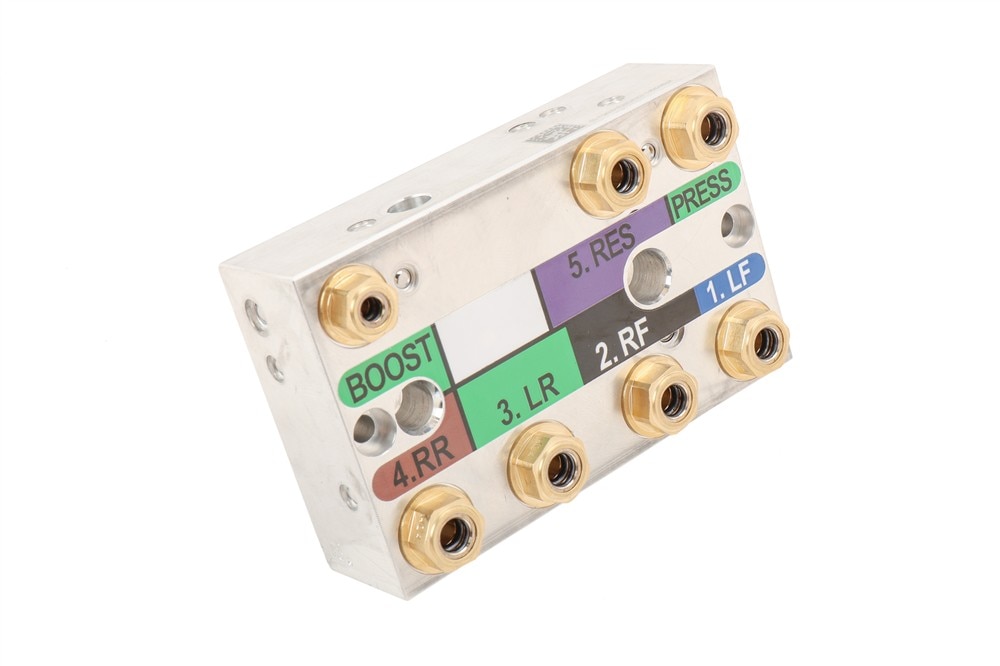 GM Genuine Parts Air Suspension Control Module Manifold