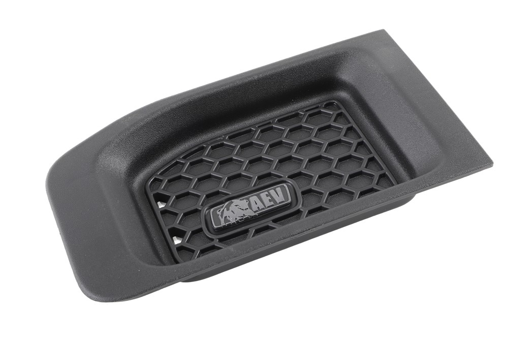 GM Genuine Parts Front Passenger Side Fog Lamp Bezel