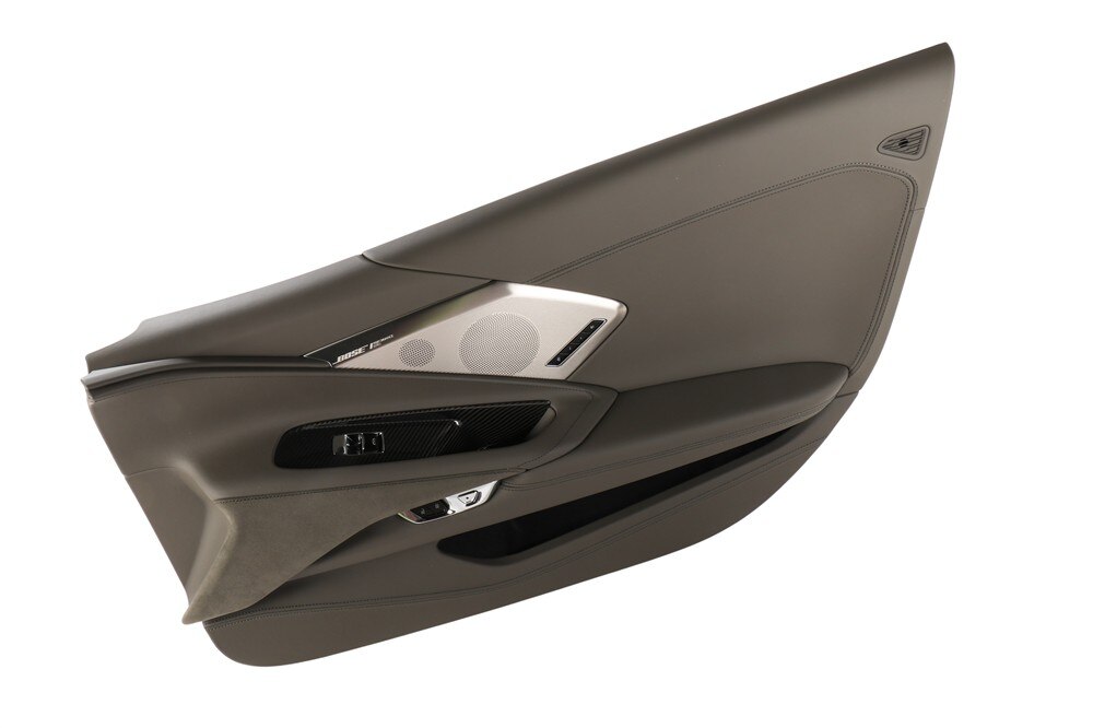 GM Genuine Parts Artemis Front Passenger Side Door Trim