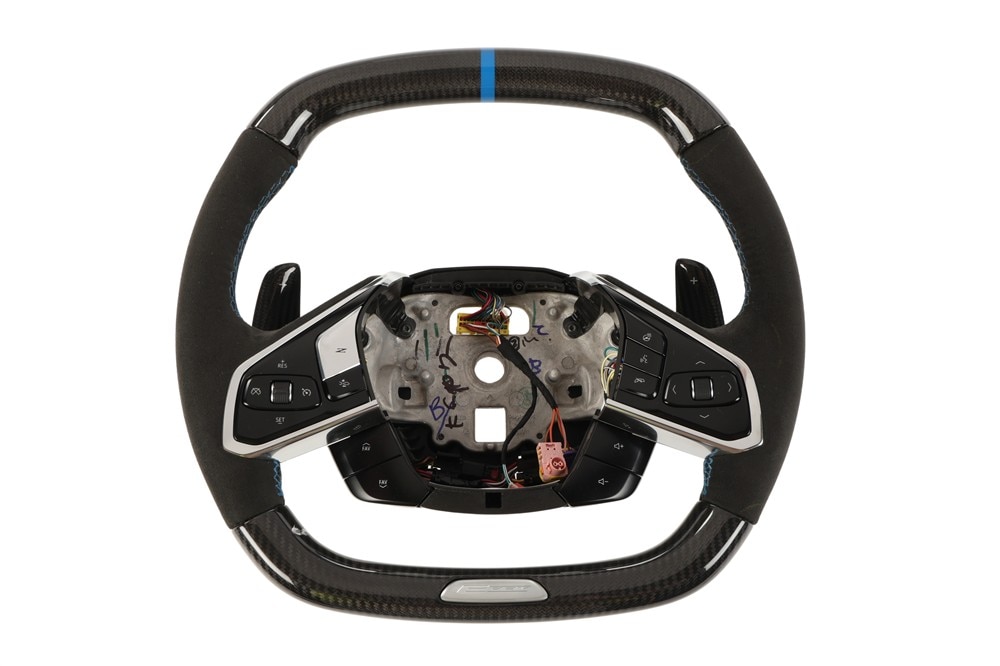 GM Genuine Parts Exposed Carbon Fiber Steering Wheel
