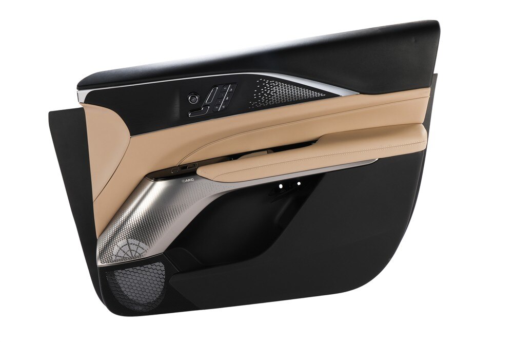 GM Genuine Parts Backen Black Front Passengers Side Door Trim