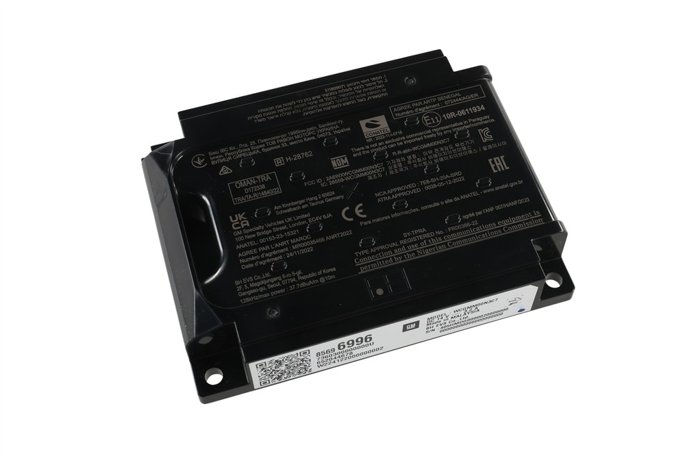 GM Genuine Parts Wireless Accessory Charging Module (Programming Required)