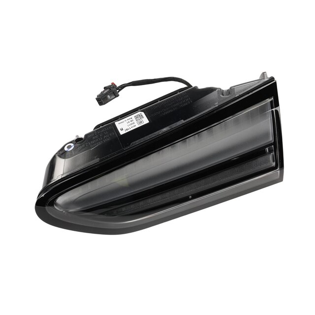 GM Genuine Parts LED Rear Passengers Side Closure Signal Lamp