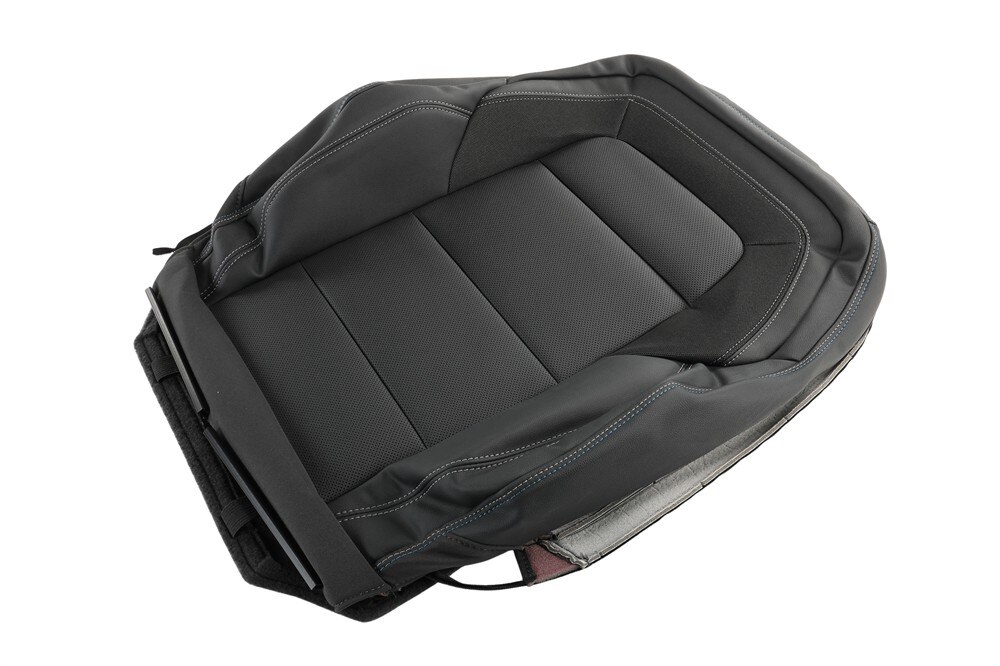 GM Genuine Parts Backen Black Front Passengers Side Seat Back Cover