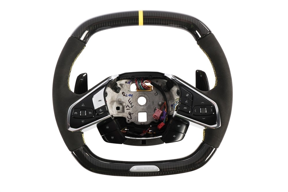 GM Genuine Parts Exposed Carbon Fiber Steering Wheel