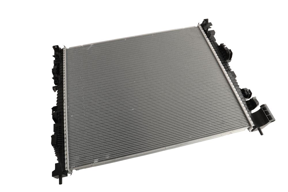 GM Genuine Parts Engine Radiator