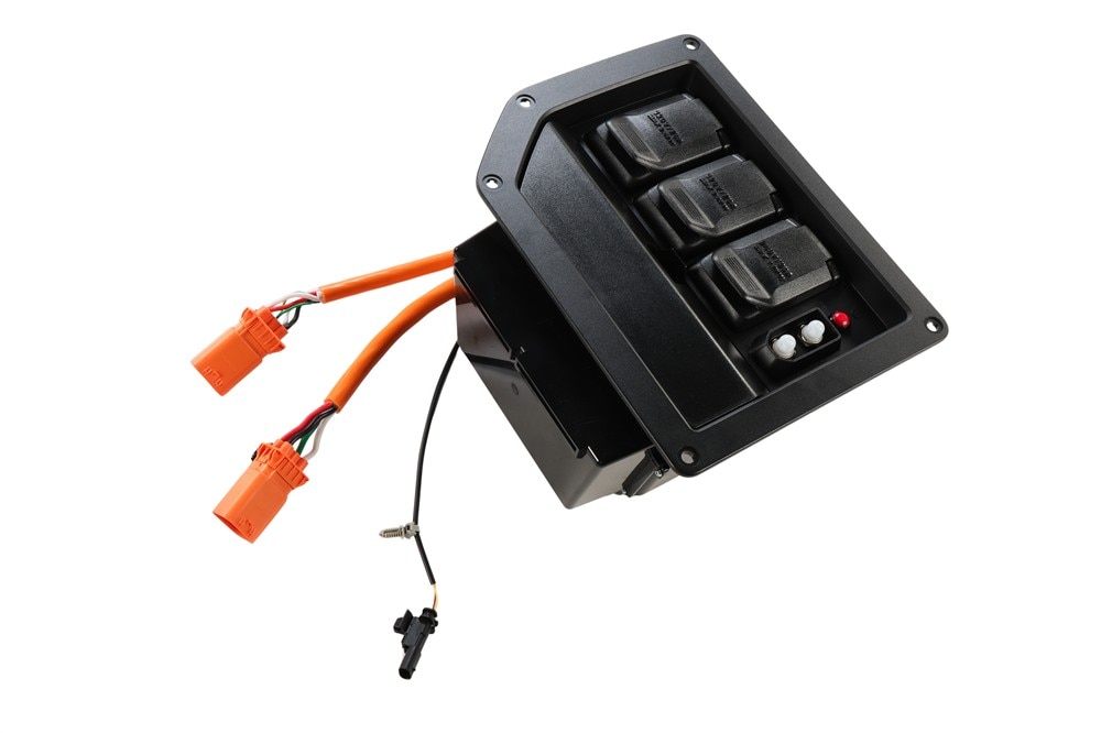 GM Genuine Parts Public Inner Panel Receptacle