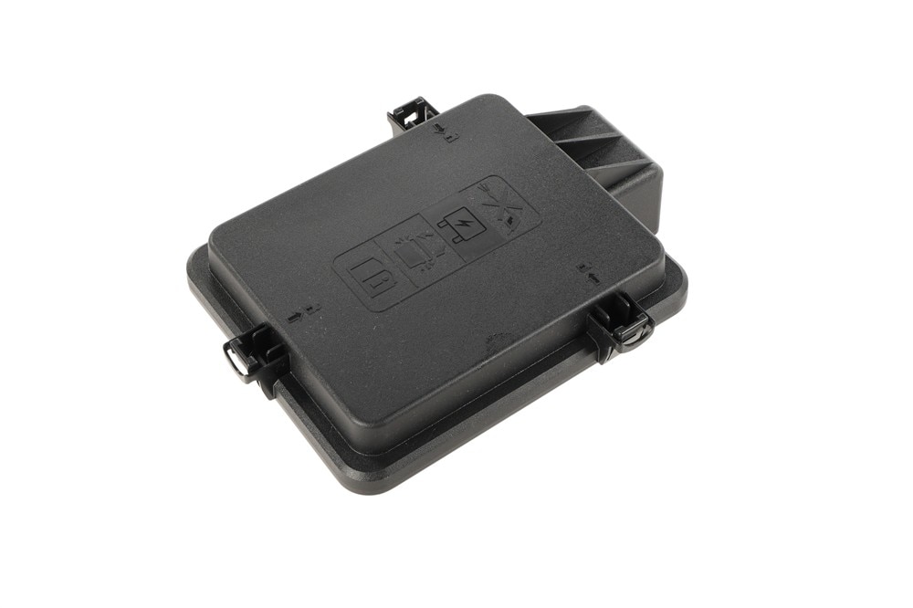 GM Genuine Parts Engine Wiring Harness Fuse Block Cover