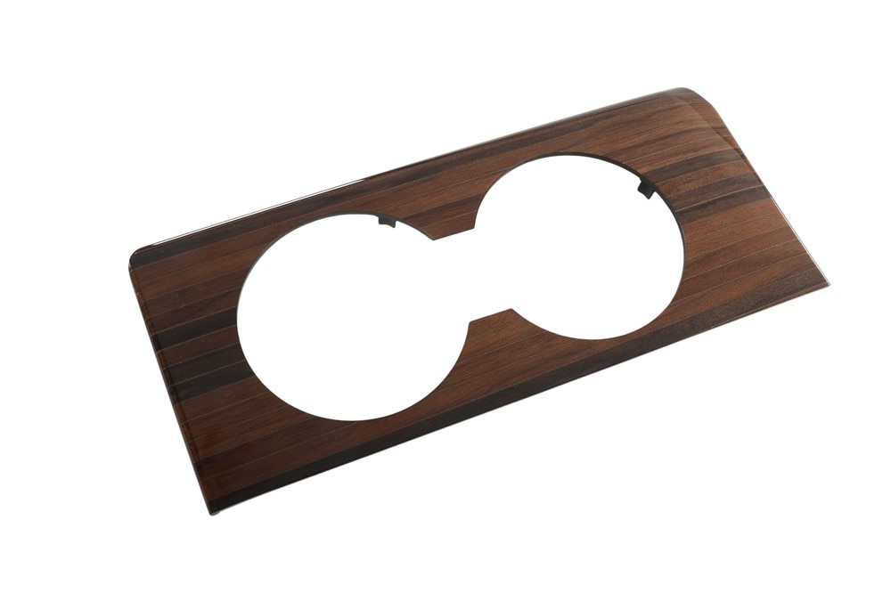 GM Genuine Parts Linear Marquetry Front Passengers Side Floor Console Lower Applique