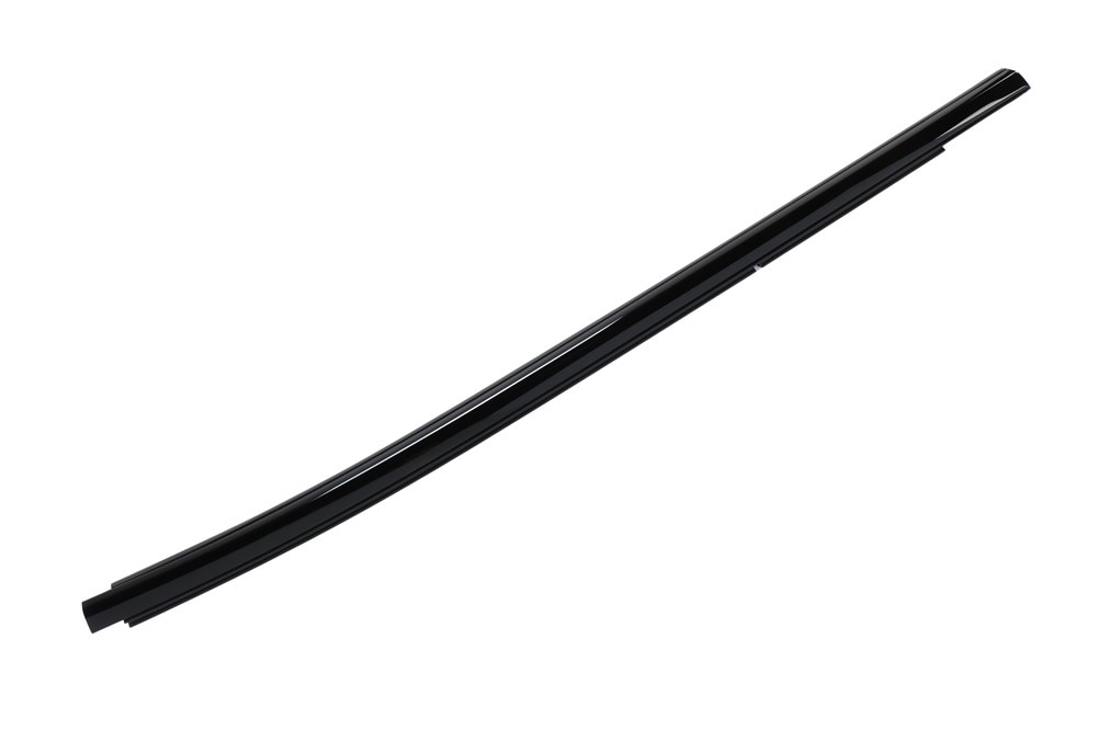 GM Genuine Parts High Gloss Black Rear Passenger Side Door Window Belt Reveal Molding