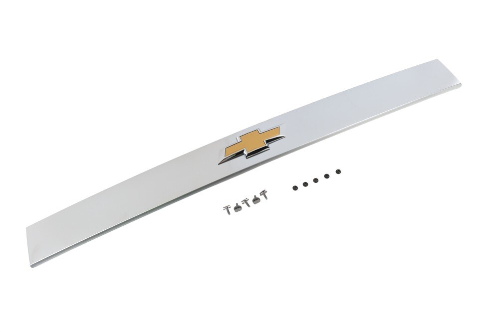 GM Genuine Parts Hood Front Molding