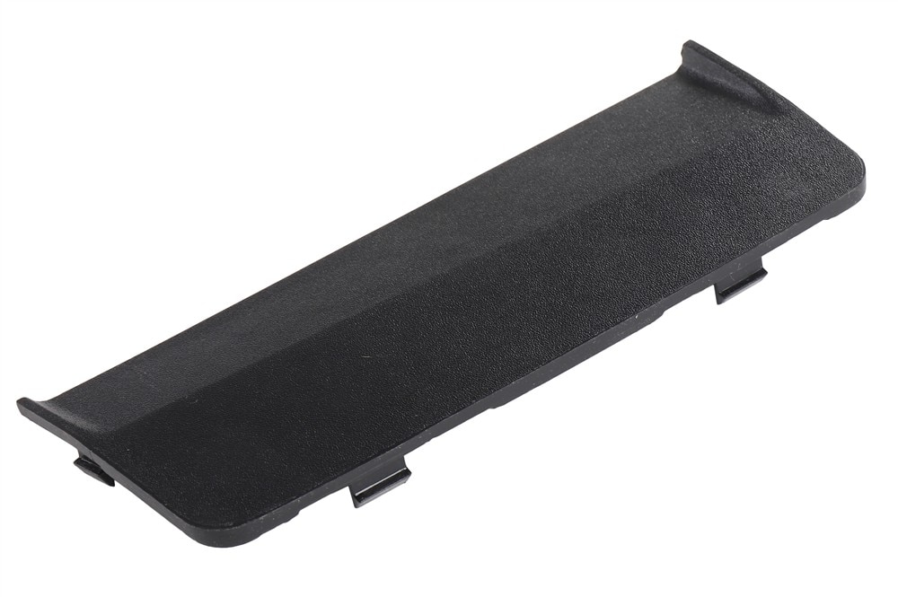 GM Genuine Parts Black Driver Side Rocker Panel Molding Jacking Opening Front Cover