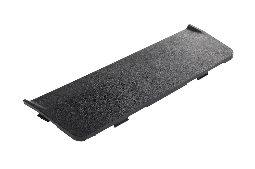 GM Genuine Parts Black Passenger Side Rocker Panel Molding Jacking Opening Rear Cover