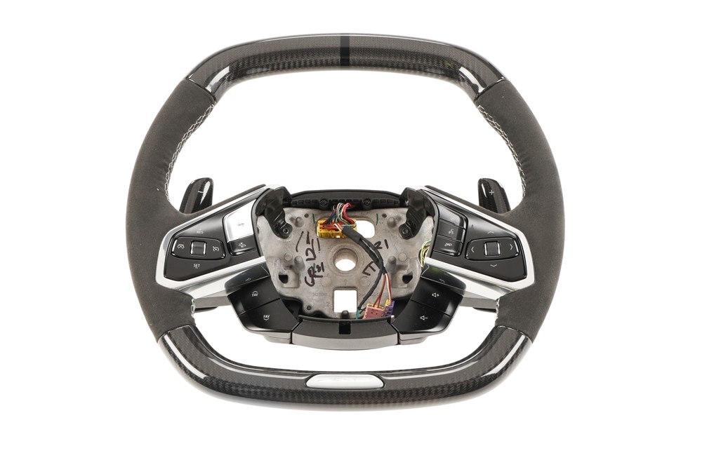 GM Genuine Parts Exposed Carbon Fiber Steering Wheel