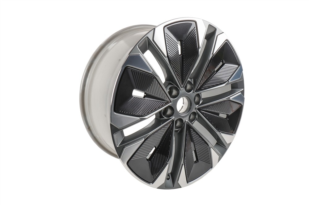 GM Genuine Parts Front and Rear Wheel