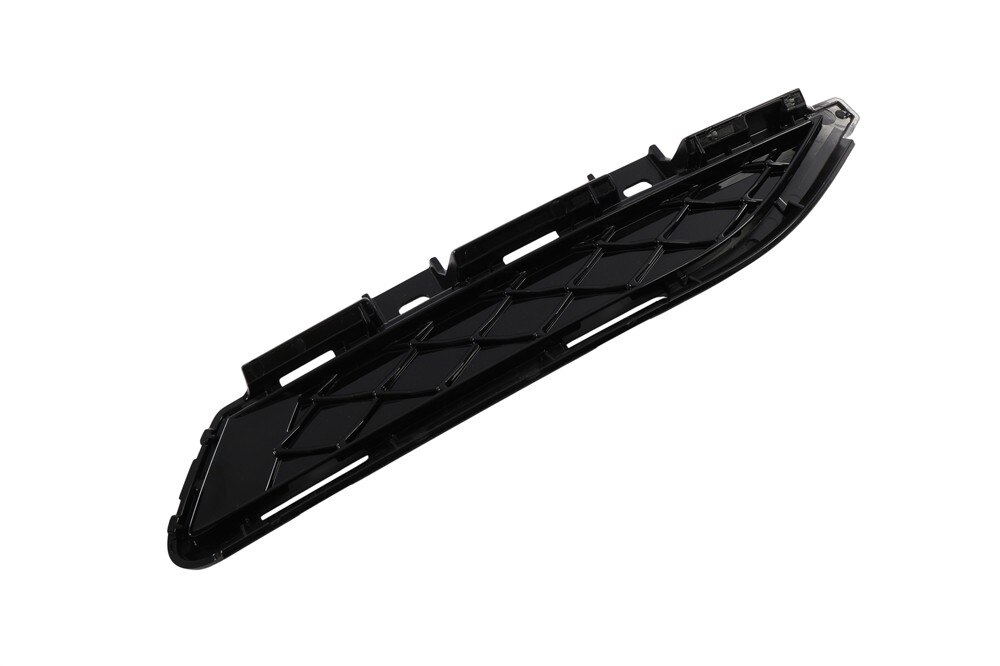 GM Genuine Parts Front Driver Side Lower Grille Opening Cover