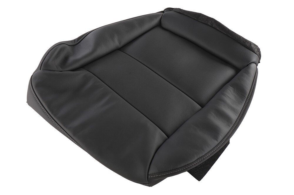 GM Genuine Parts Jet Black Front Passenger Side Seat Cushion Cover