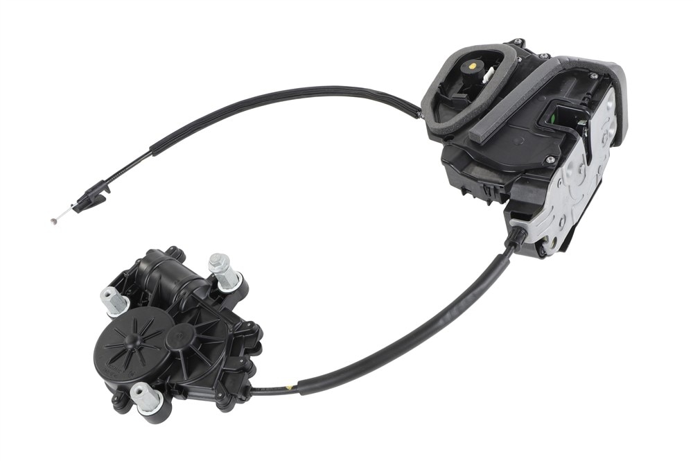 GM Genuine Parts Front Passenger Side Door Latch