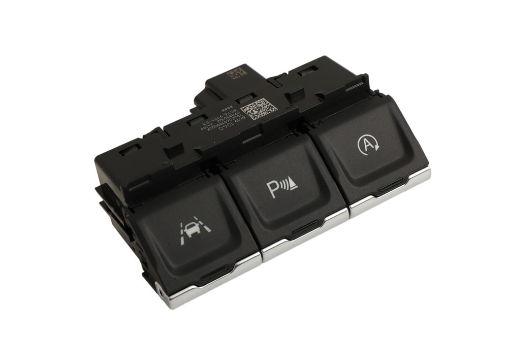 GM Genuine Parts Jet Black Instrument Panel Center Accessory