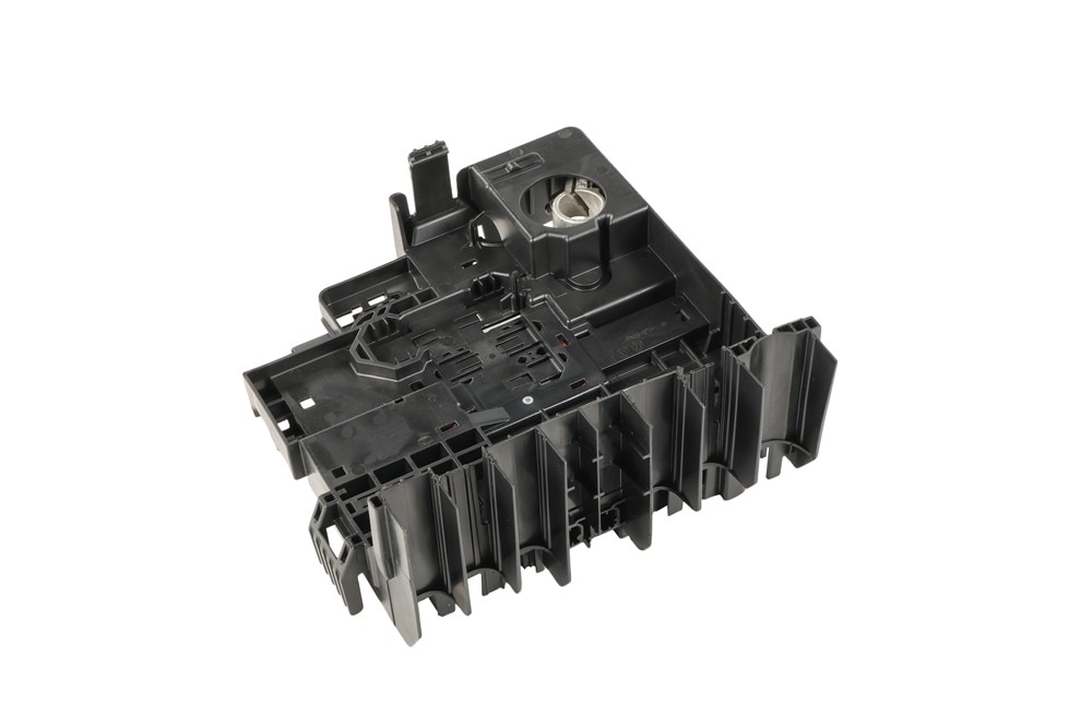 GM Genuine Parts Battery Distribution Engine Compartment Fuse Block