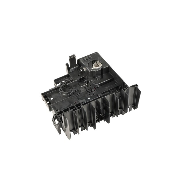 GM Genuine Parts Battery Distribution Engine Compartment Fuse Block