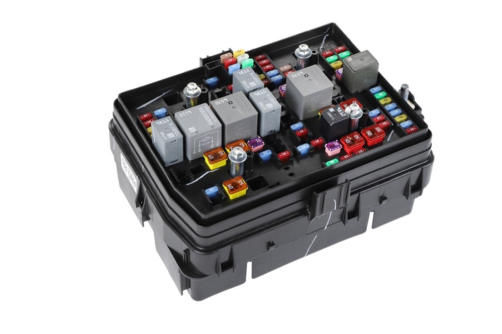 GM Genuine Parts Engine Wiring Harness Junction Block