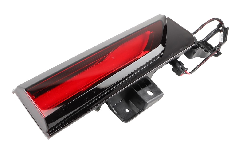 GM Genuine Parts LED Driver Side Rear Closure Signal Lamp