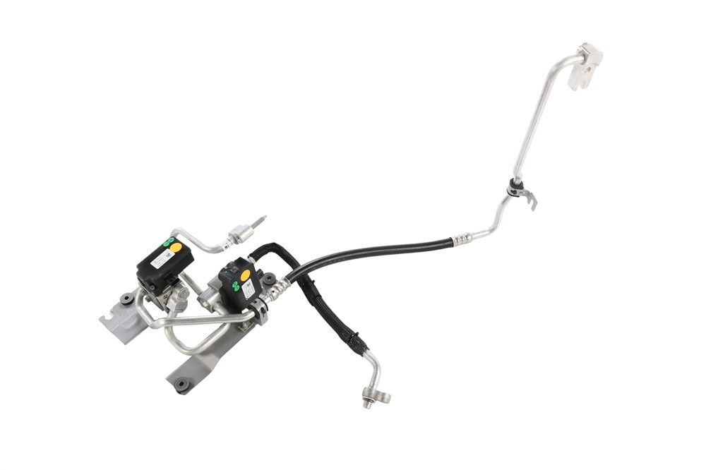 GM Genuine Parts Air Conditioning Compressor and Condenser Hose