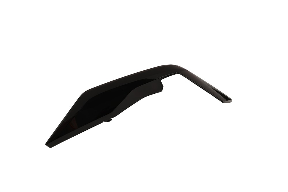 GM Genuine Parts Front Bumper Fascia Passenger Side Upper Molding