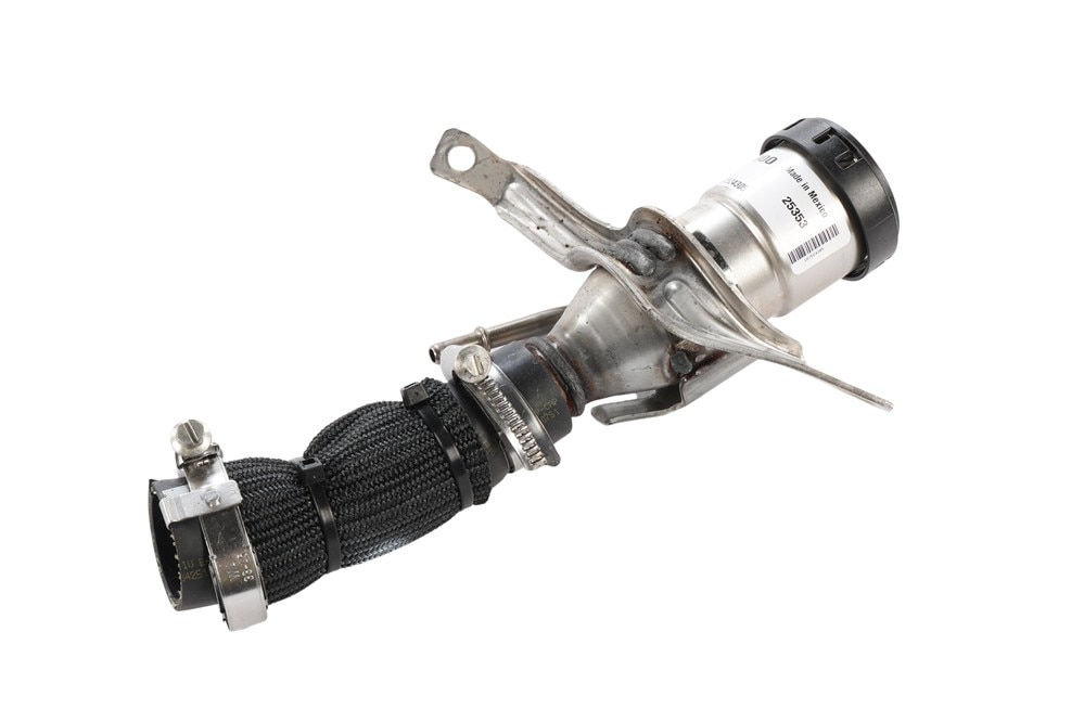 GM Genuine Parts Fuel Tank Filler Pipe