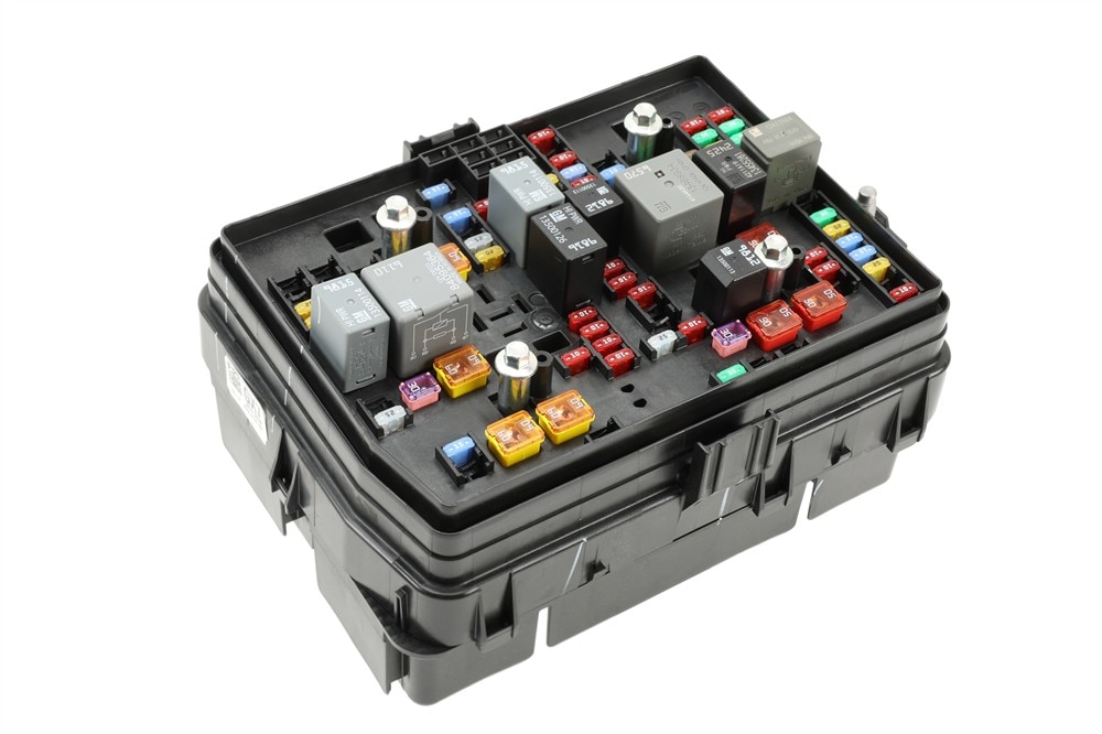 GM Genuine Parts Engine Wiring Harness Junction Block