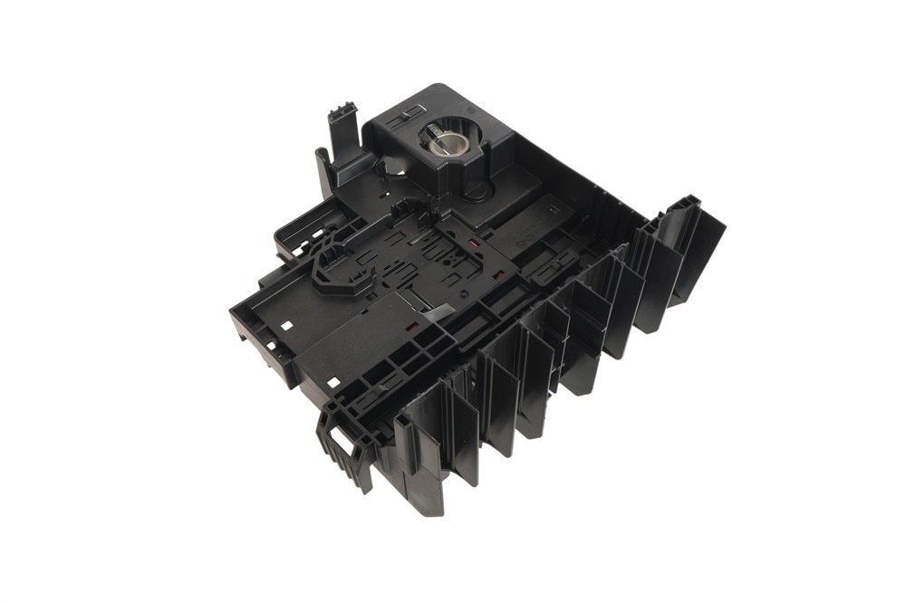 GM Genuine Parts Battery Distribution Engine Compartment Fuse Block