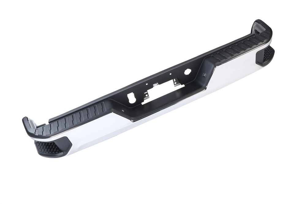 GM Genuine Parts Exterior Bright Chrome Rear Bumper Impact Bar