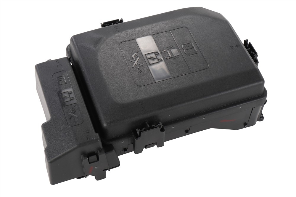 GM Genuine Parts Engine Wiring Harness Junction Block