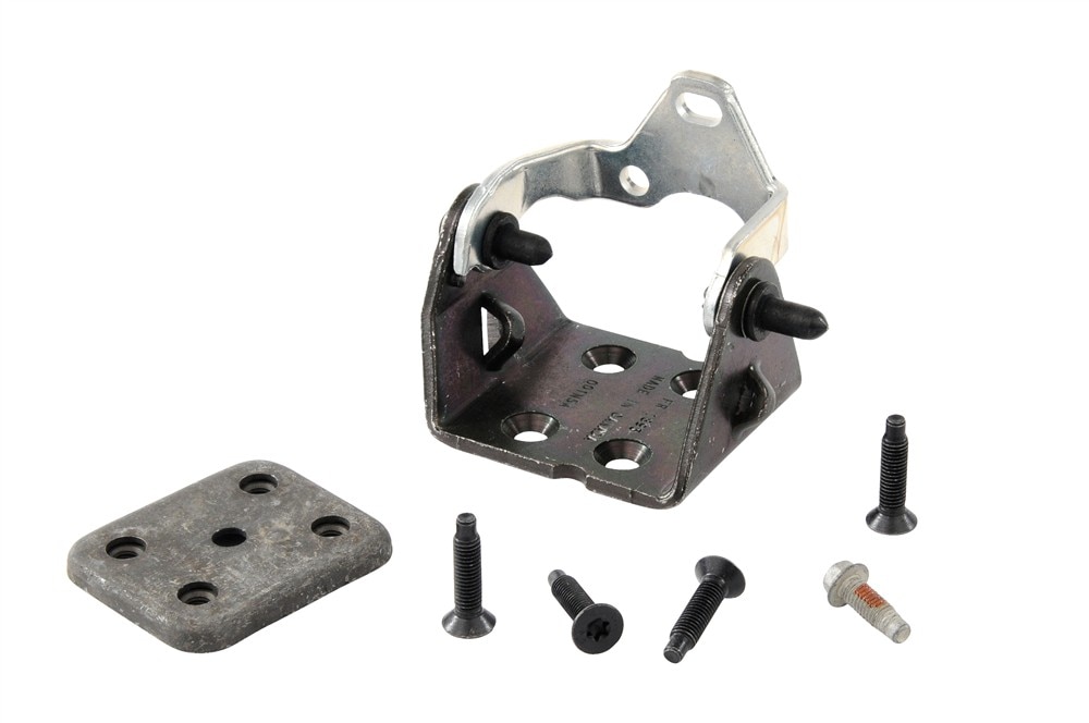 GM Genuine Parts Passenger Side Front Body Side Door Hinge Kit with Hinge, Backing Plate, and Bolts