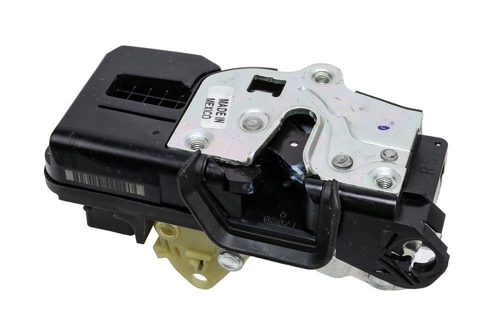 GM Genuine Parts Passenger Side Front Door Latch