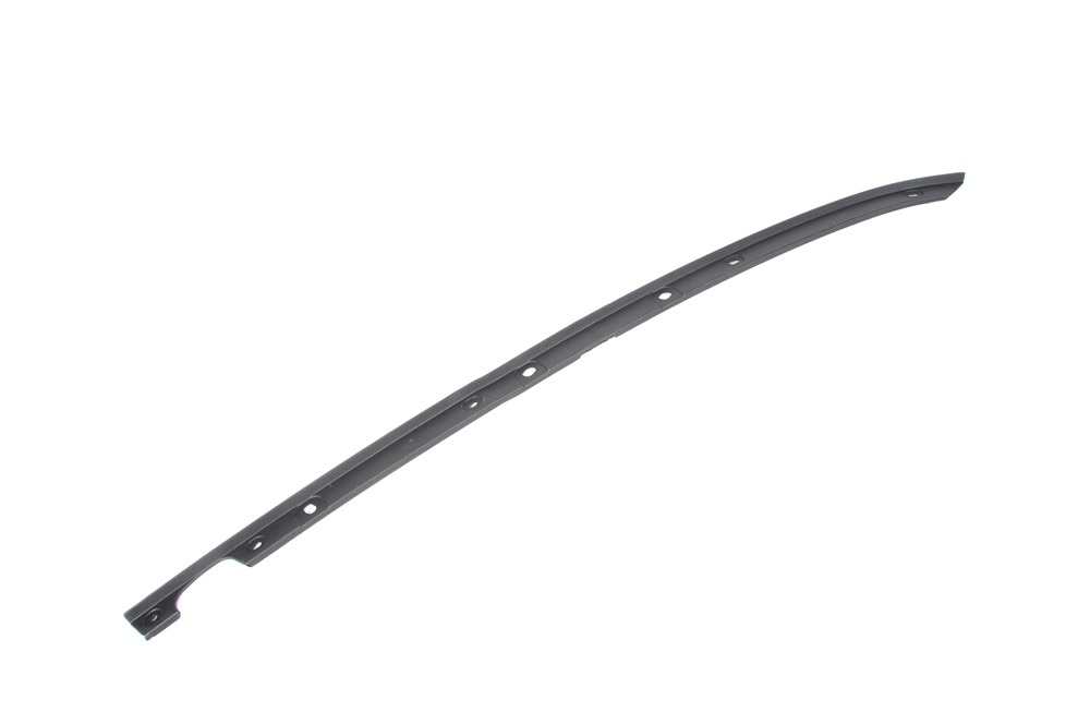 GM Genuine Parts Passenger Side Front Bumper Fascia Blackout Molding