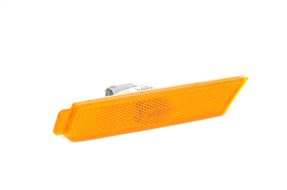 GM Genuine Parts Front Driver Side Marker Lamp
