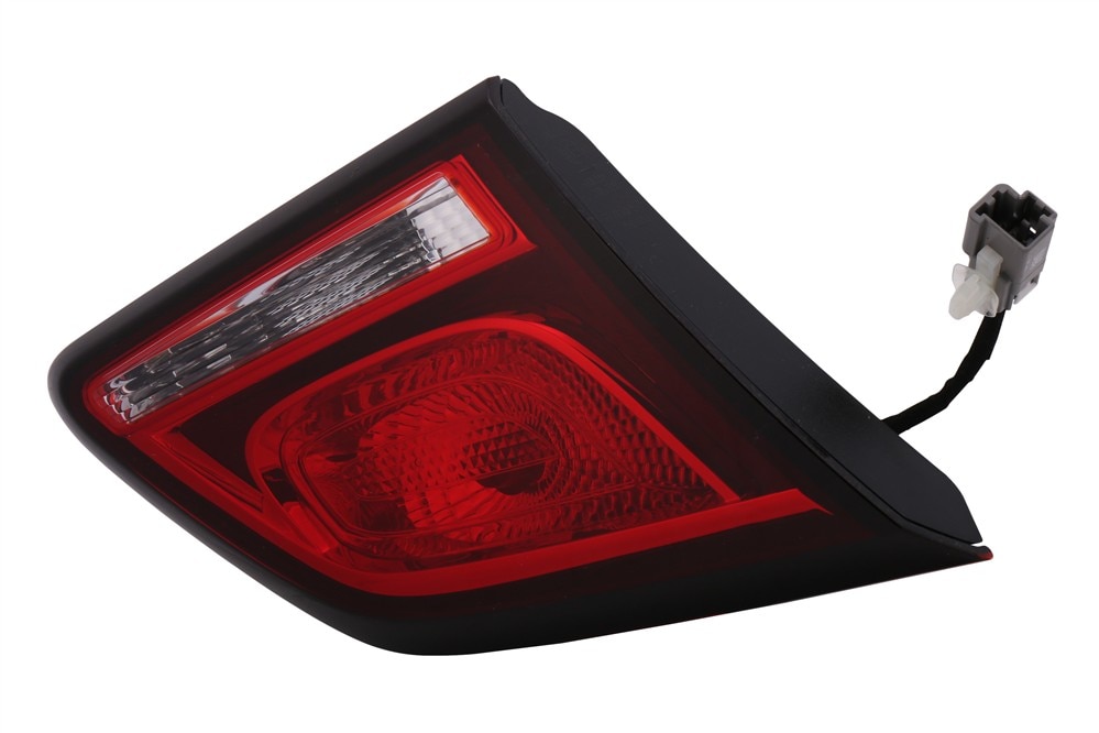 GM Genuine Parts Driver Side Tail Lamp