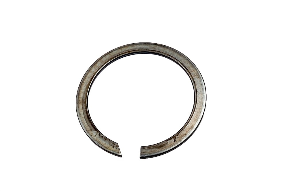 GM Genuine Parts Automatic Transmission Direct Clutch Piston Return Spring Retaining Ring