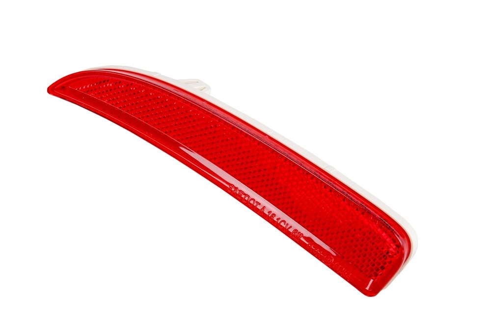 GM Genuine Parts Passenger Side Rear Bumper Reflector