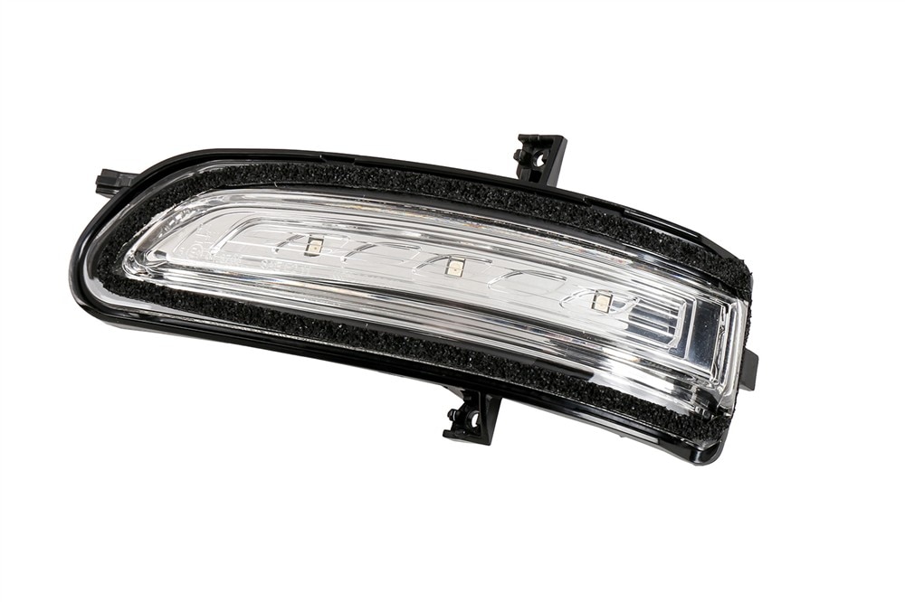 GM Genuine Parts Driver Side Door Mirror Turn Signal Lamp