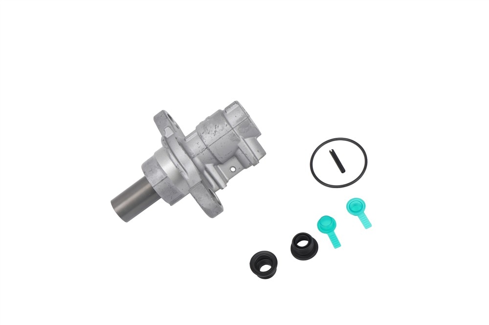GM Genuine Parts Brake Master Cylinder