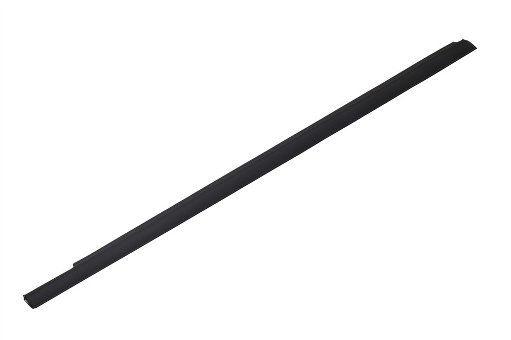 GM Genuine Parts Passenger Side Front Door Window Outer Sealing Strip