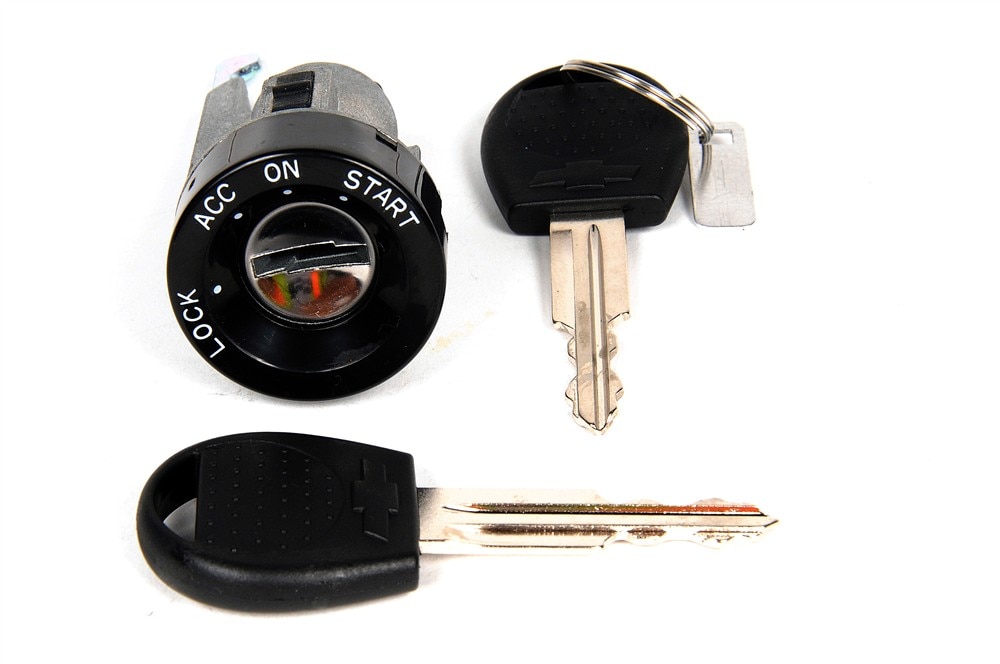 GM Genuine Parts Ignition Lock Cylinder with Key (Programming Required)