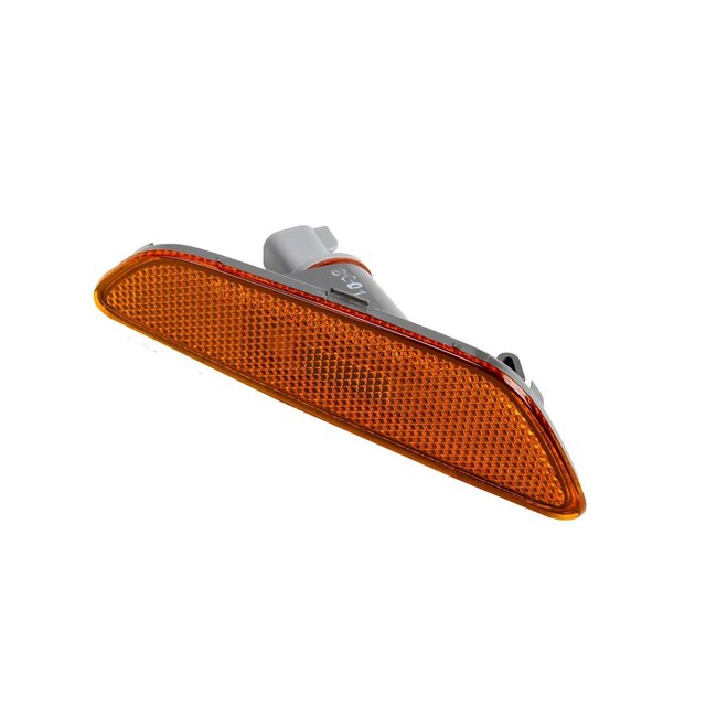 GM Genuine Parts Front Passenger Side Marker Lamp