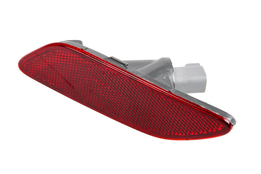 GM Genuine Parts Rear Driver Side Marker Lamp